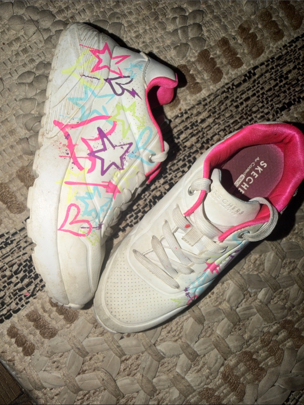 Skechers Kids color changing sneakers sz 2 memory foam
